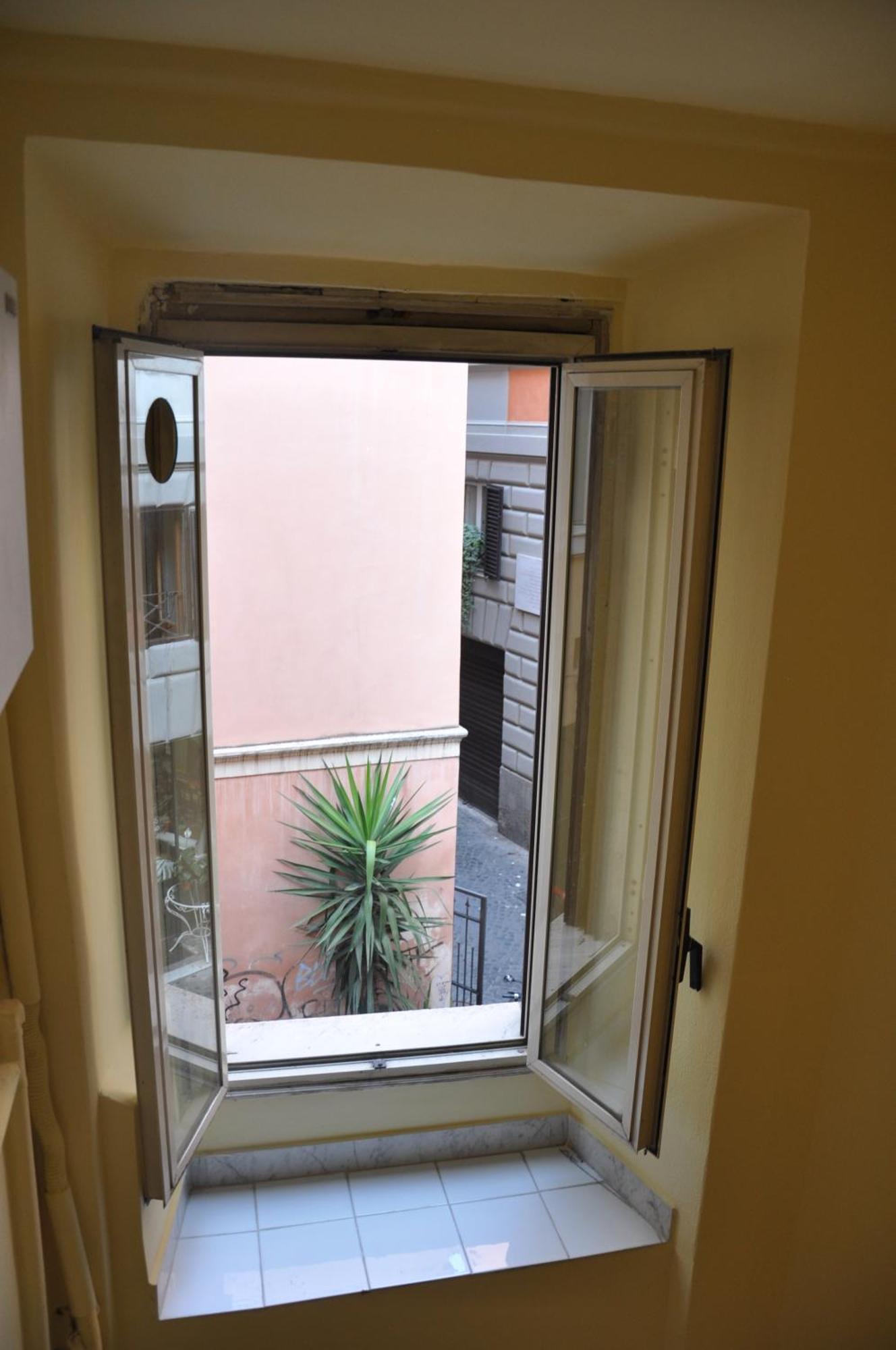 Casa Del Giglio Apartment โรม ภายนอก รูปภาพ